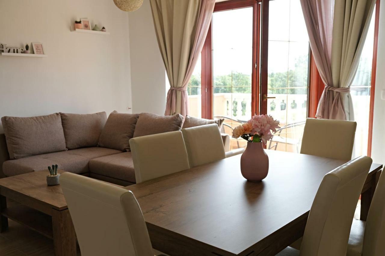 Apartment Sole Umag Kültér fotó